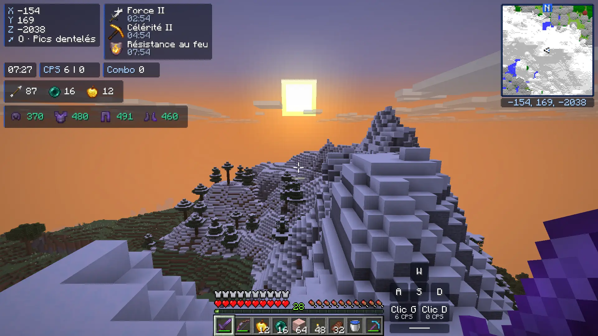 Sunset over the Jagged Peaks in game, with the OkaClient HUD: coordinates and biome, effects, clock, CPS, combo, item counter, armor, minimap and keystrokes